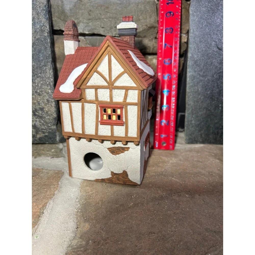 Dept 56 Bumpstead Nye Cloaks & Canes # 5808-4 with box and light